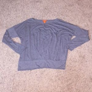 Long sleeve grey top